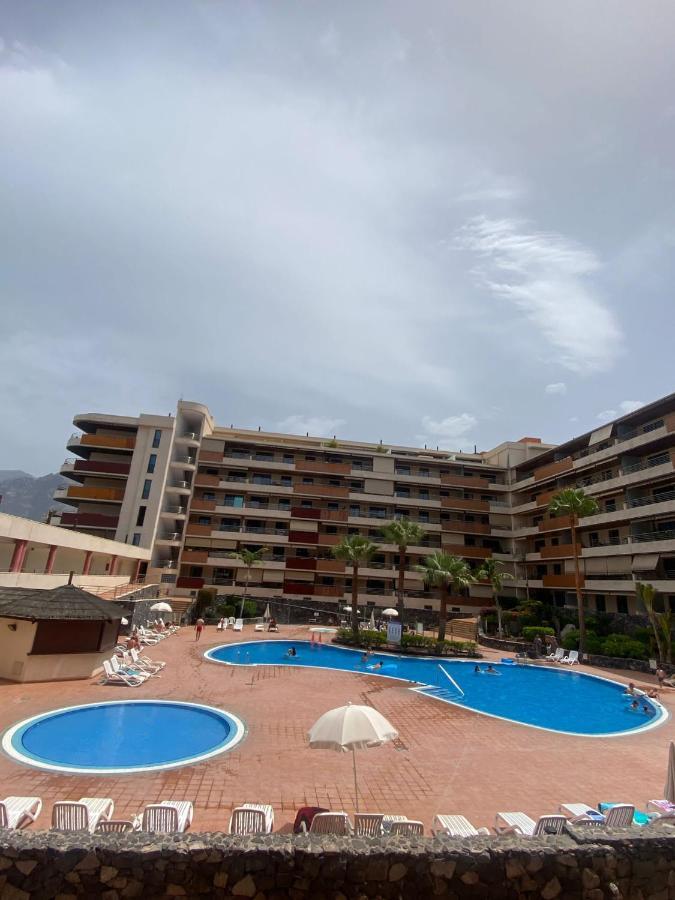 Apartamento acogedor con jacuzzi y piscina Puerto de Santiago  Exterior foto