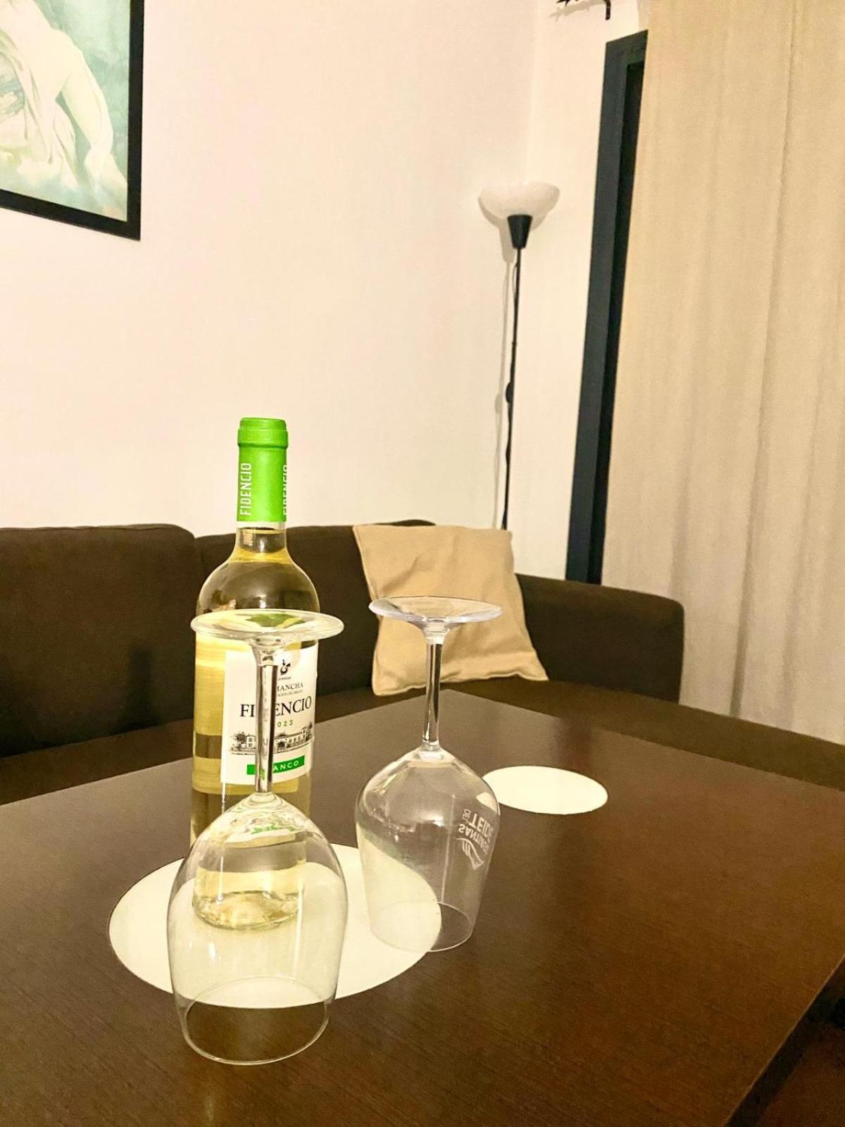 Apartamento acogedor con jacuzzi y piscina Puerto de Santiago  Exterior foto